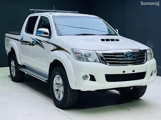 Toyota Hilux 2014 · 2.7 AT