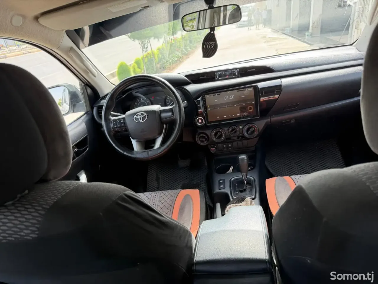 Toyota Hilux 2016 · 2.7 AT