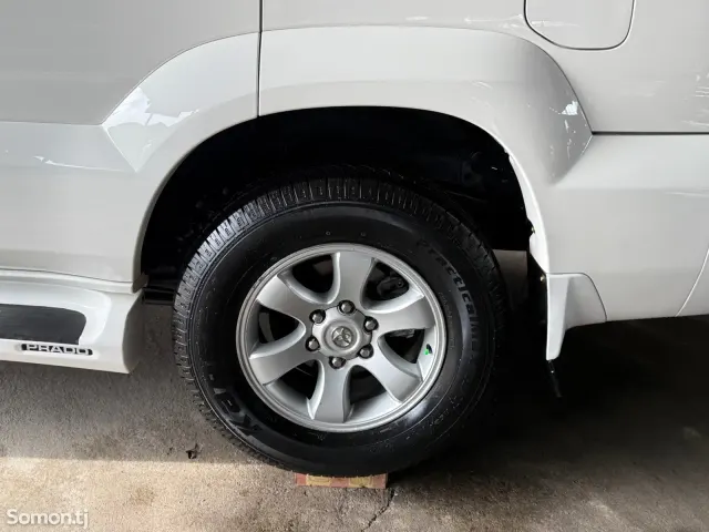 Toyota Land Cruiser Prado 2008 · 2.7 AT