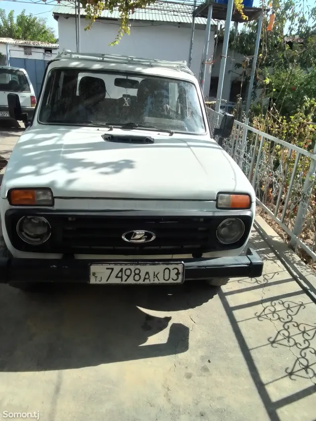 Lada (ВАЗ) Нива 2000 · 1.8 MT