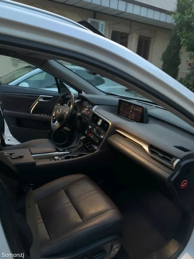 Lexus RX series 2017 · 3.5 AT