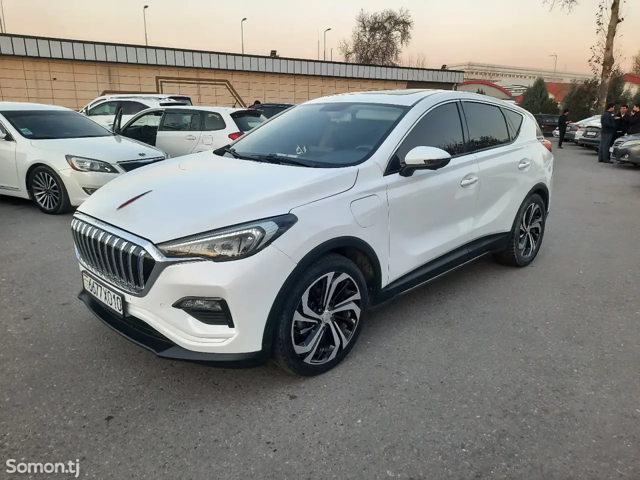 Hongqi E-HS3 2020 · 3.0 AT