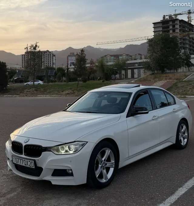 BMW 3 series 2014 · 2.0 AT