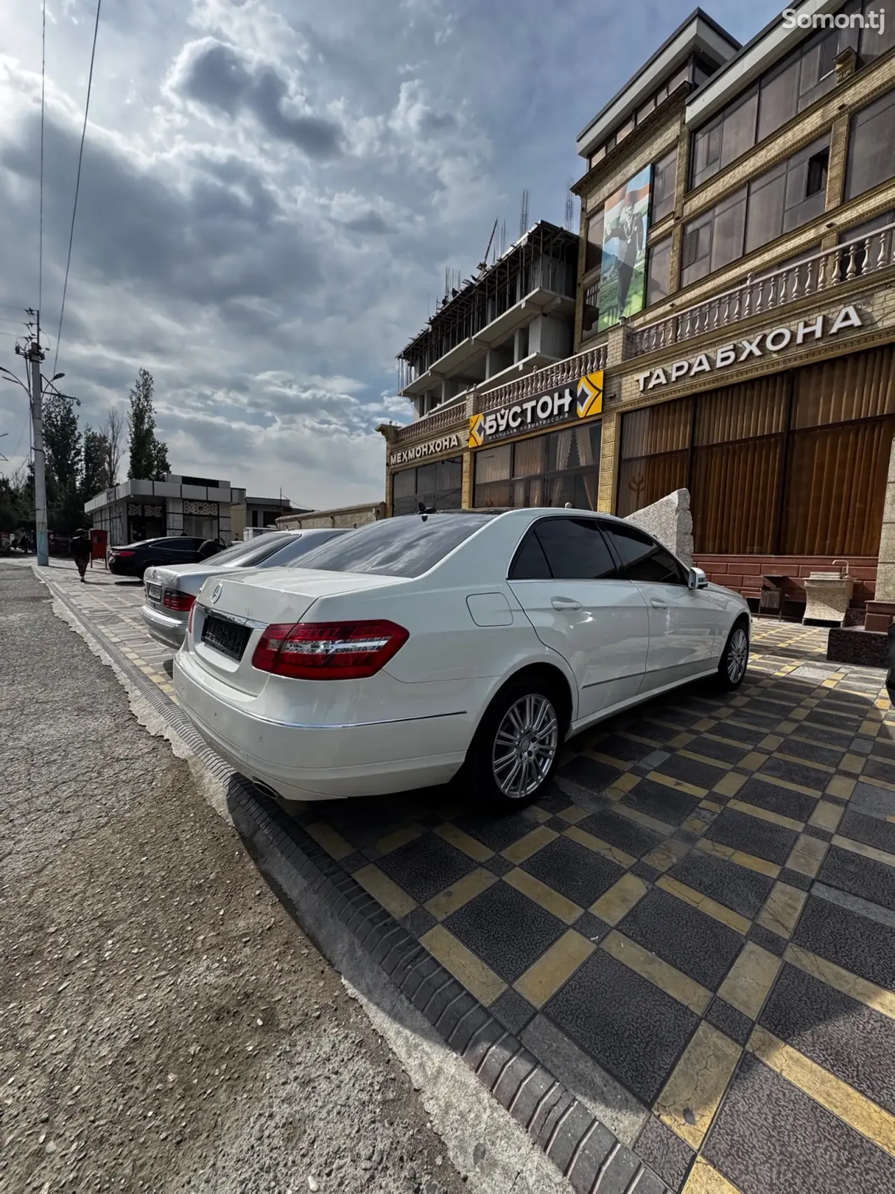 Mercedes-Benz E class 2012 · 3.0 AT