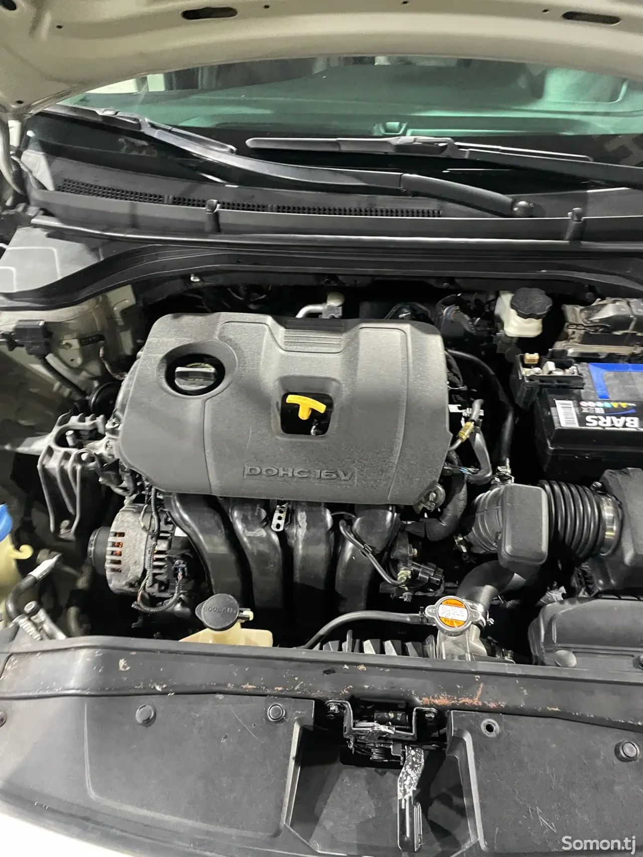 Hyundai Elantra 2017 · 2.0 AT