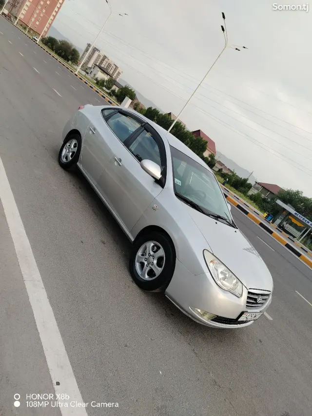 Hyundai Avante 2008 · 1.6 AT
