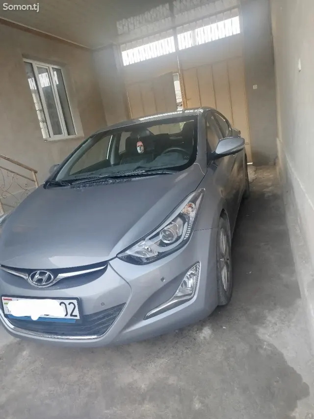 Hyundai Avante 2014 · 1.6 AT