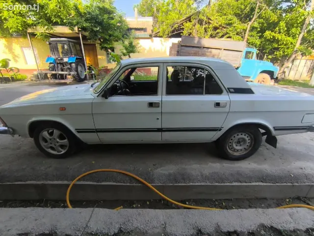 ГАЗ 3102 2001 · 1.8 MT