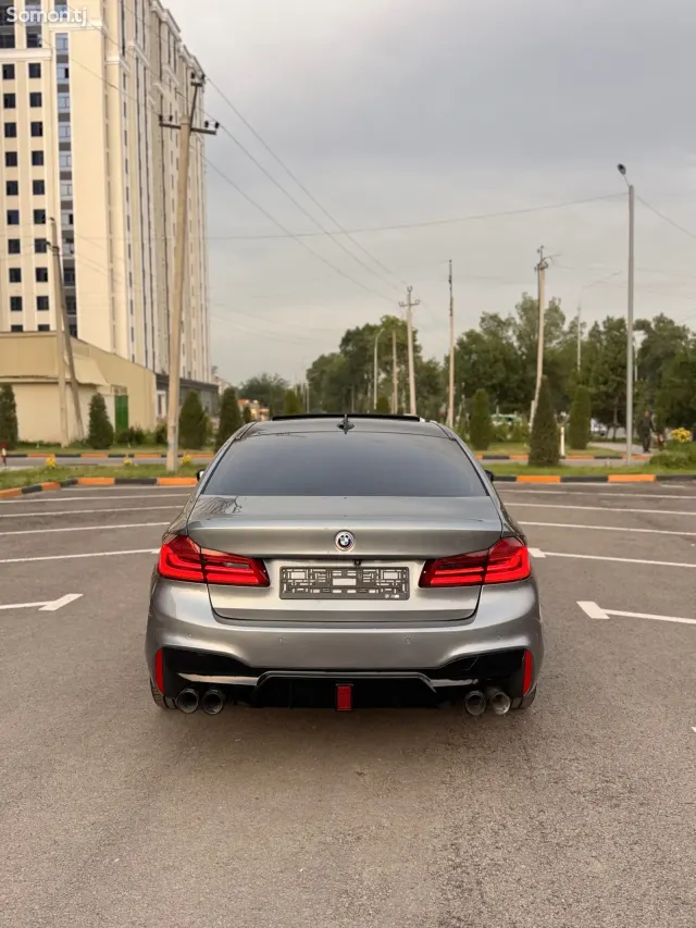 BMW 5 series 2018 · 2.0 AT