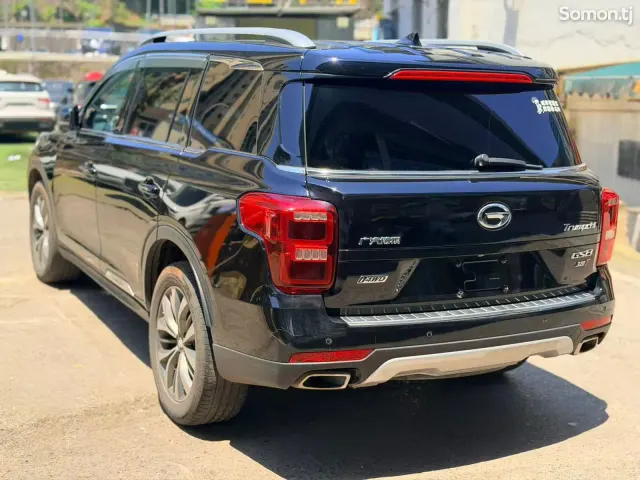 GAC Trumpchi GS8 2016 · 2.0 AT