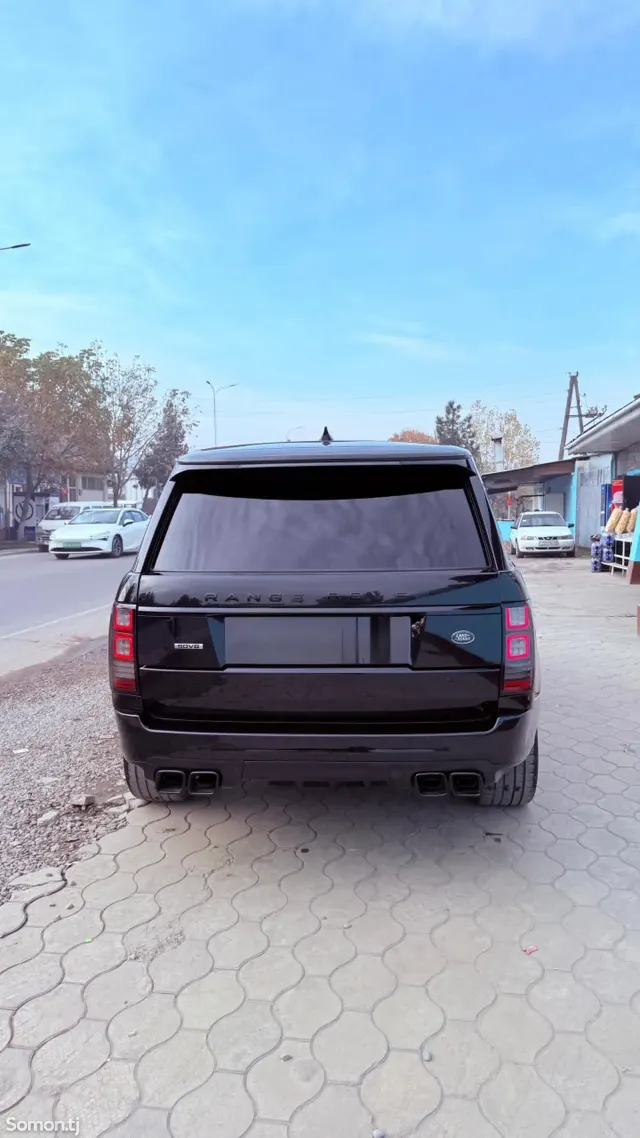 Land Rover Vogue 2017 · 4.4 AT