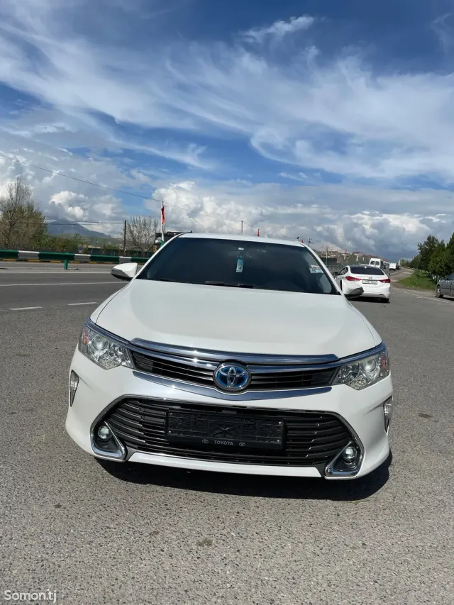 Toyota Camry 2015 · 2.5 AT