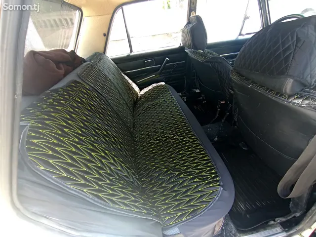 Lada (ВАЗ) 2106 1990 · 1.1 MT