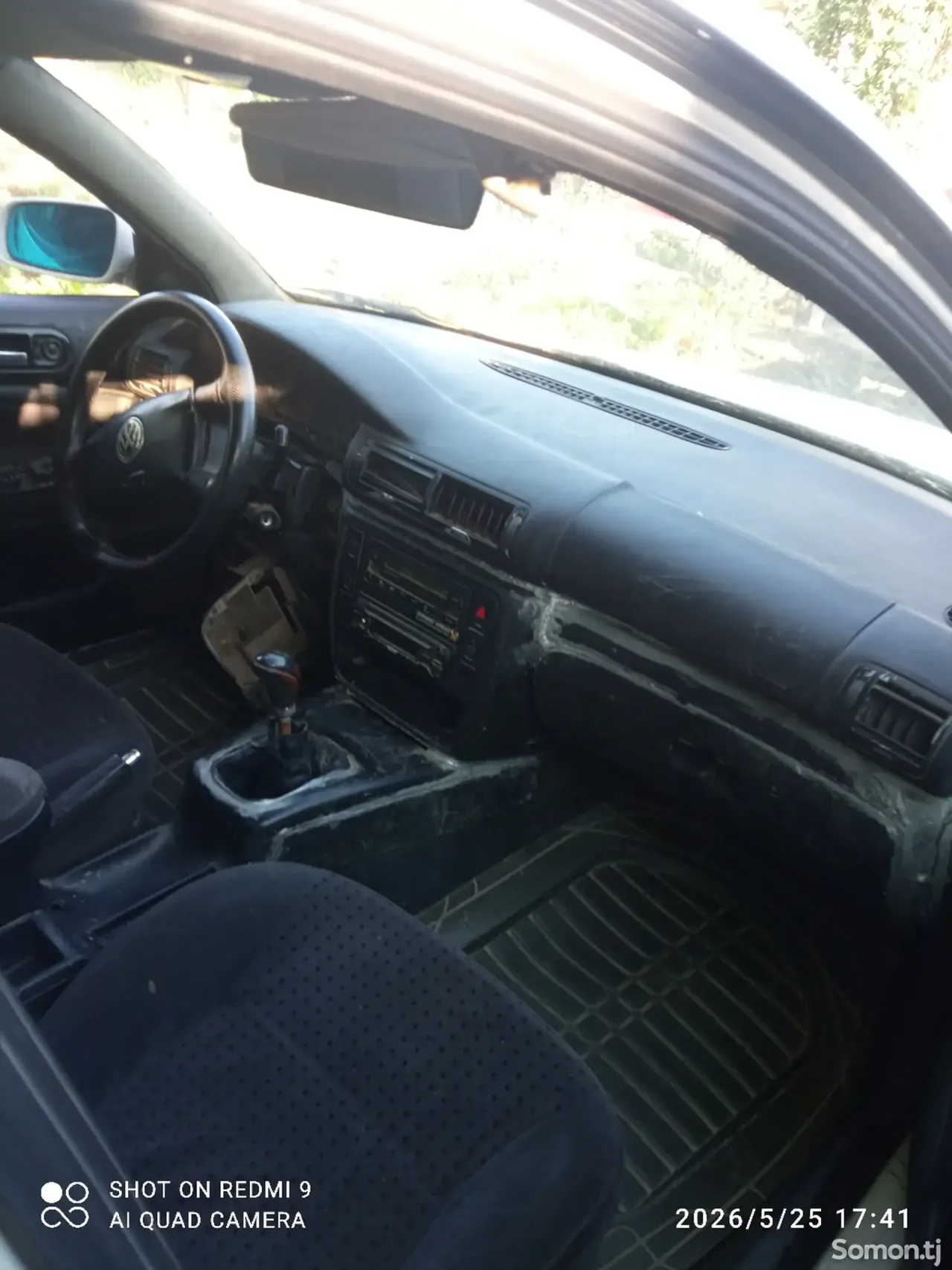 Volkswagen Passat 1997 · 1.8 MT