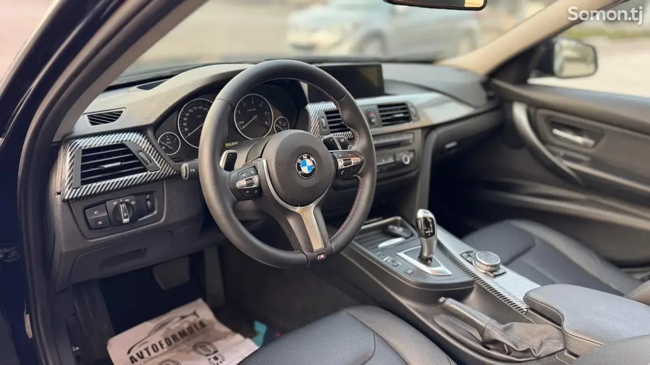 BMW 3 series 2014 · 2.0 AT