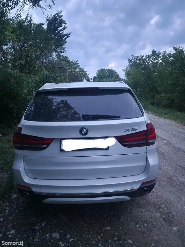 BMW X5 2015 · 3.0 AT