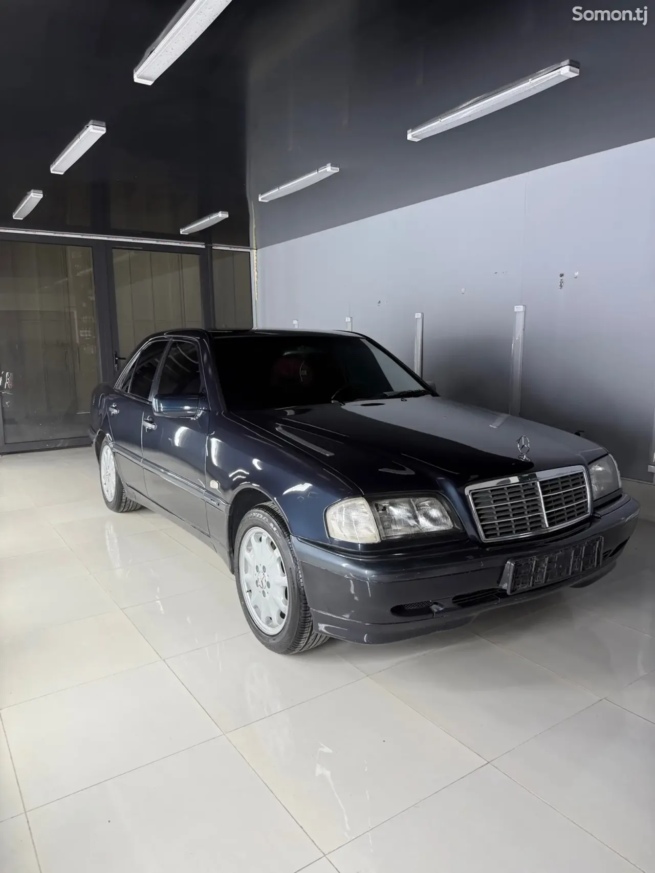 Mercedes-Benz C class 2000 · 1.8 MT