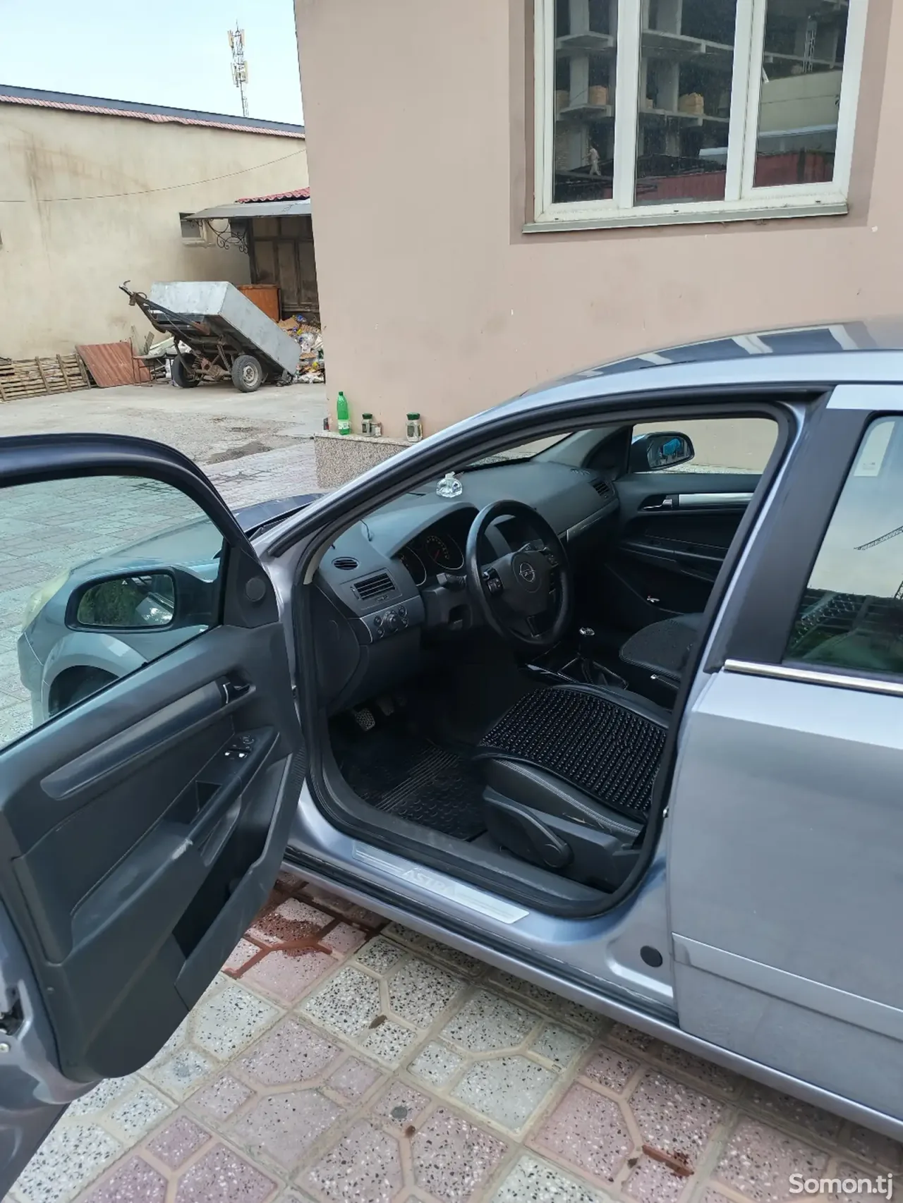 Opel Astra H 2007 · 1.6 MT
