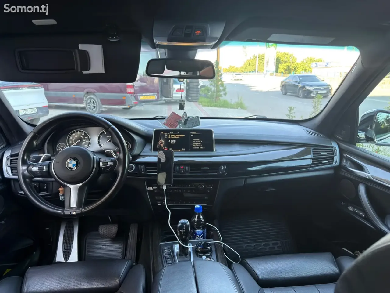 BMW X5 2016 · 4.4 AT