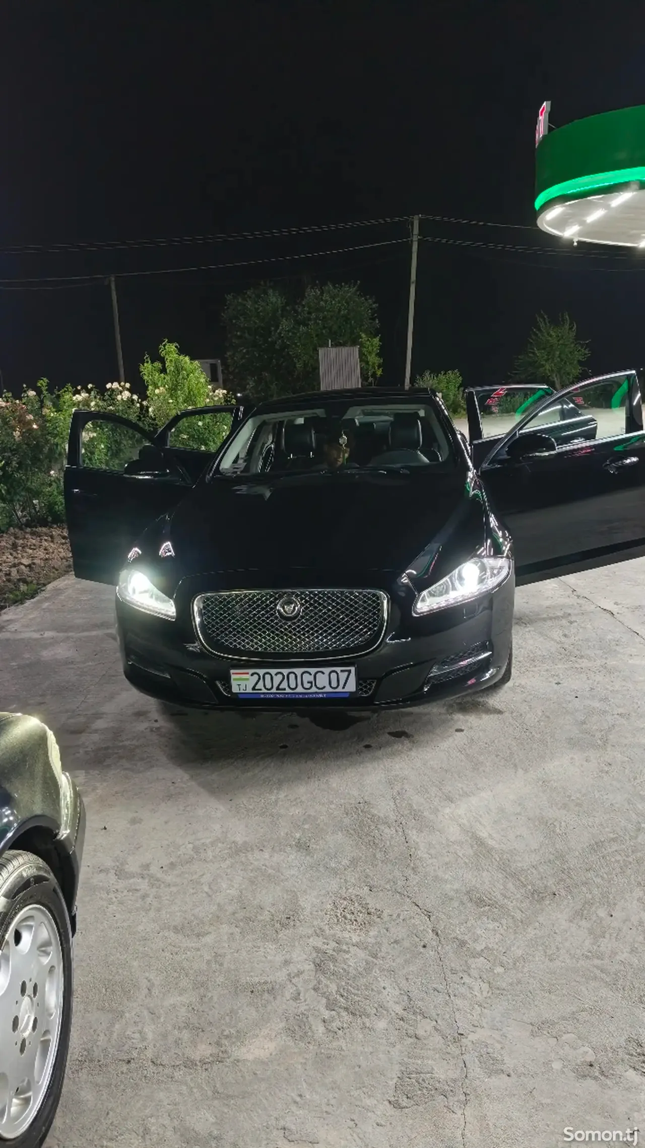 Jaguar Другая модель 2012 · 3.0 AT