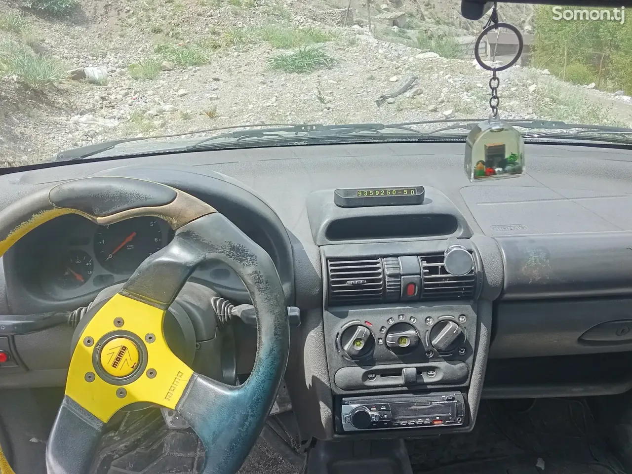 Opel Corsa 1996 · 0.6 MT