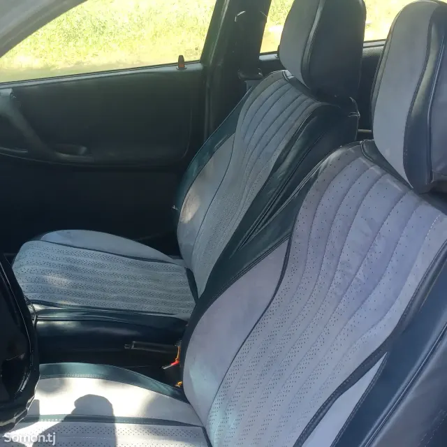 Opel Astra F 1995 · 1.6 MT