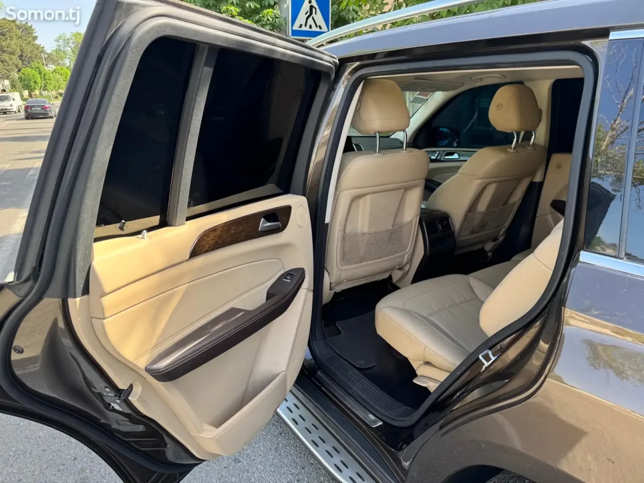 Mercedes-Benz GLS 2017 · 4.5 AT