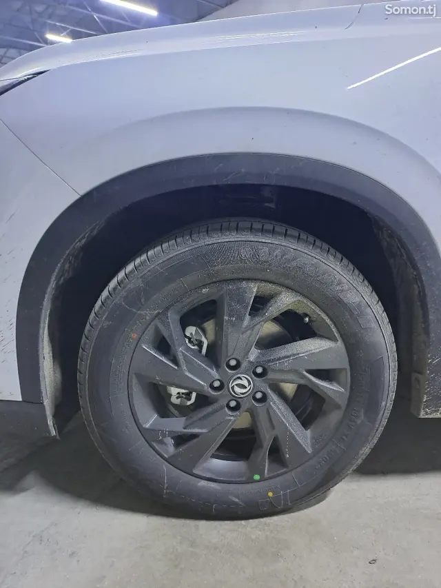 Dongfeng L7 2025 · AMT