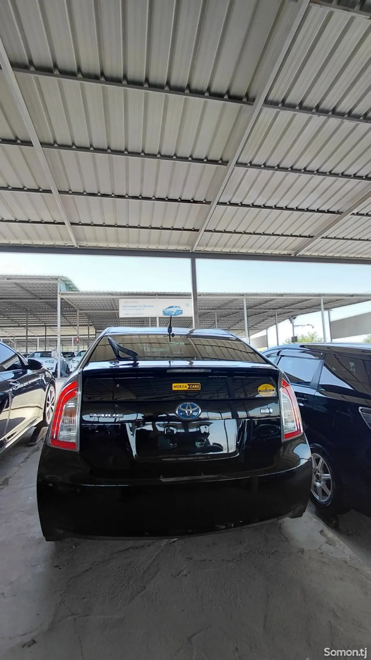 Toyota Prius 2014 · 1.8 CVT