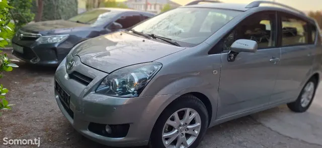 Toyota Corolla Verso 2008 · 1.8 MT