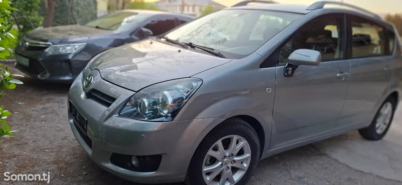 Toyota Corolla Verso 2008 · 1.8 MT