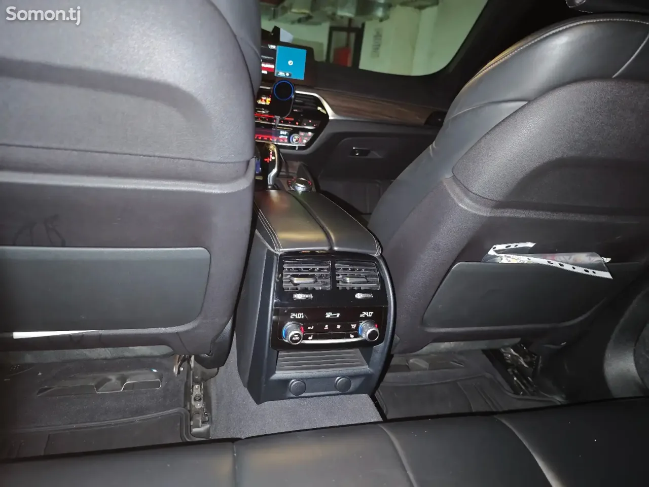 BMW 5 series 2017 · 2.0 AT