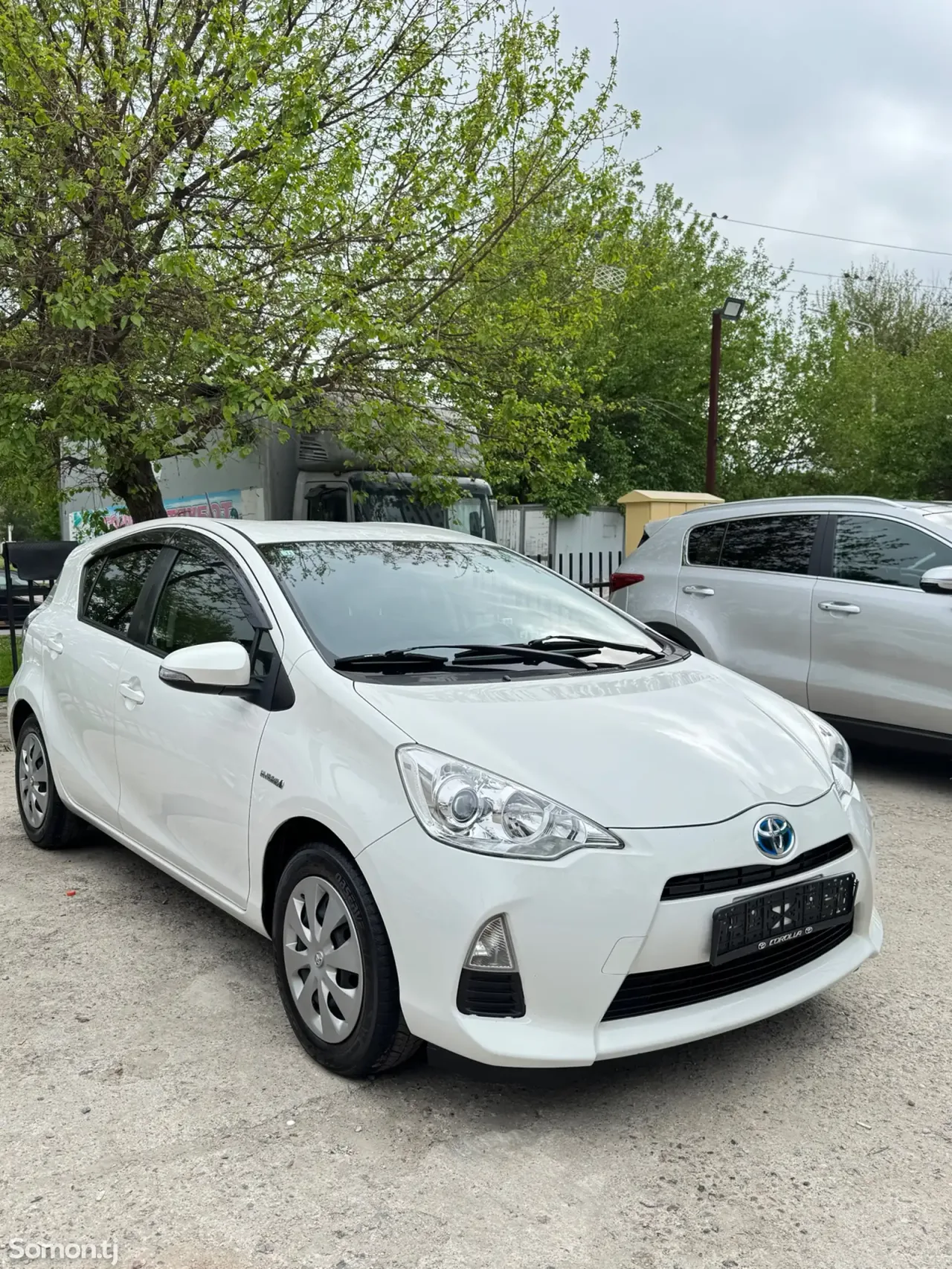 Toyota Aqua 2014 · 1.5 AT