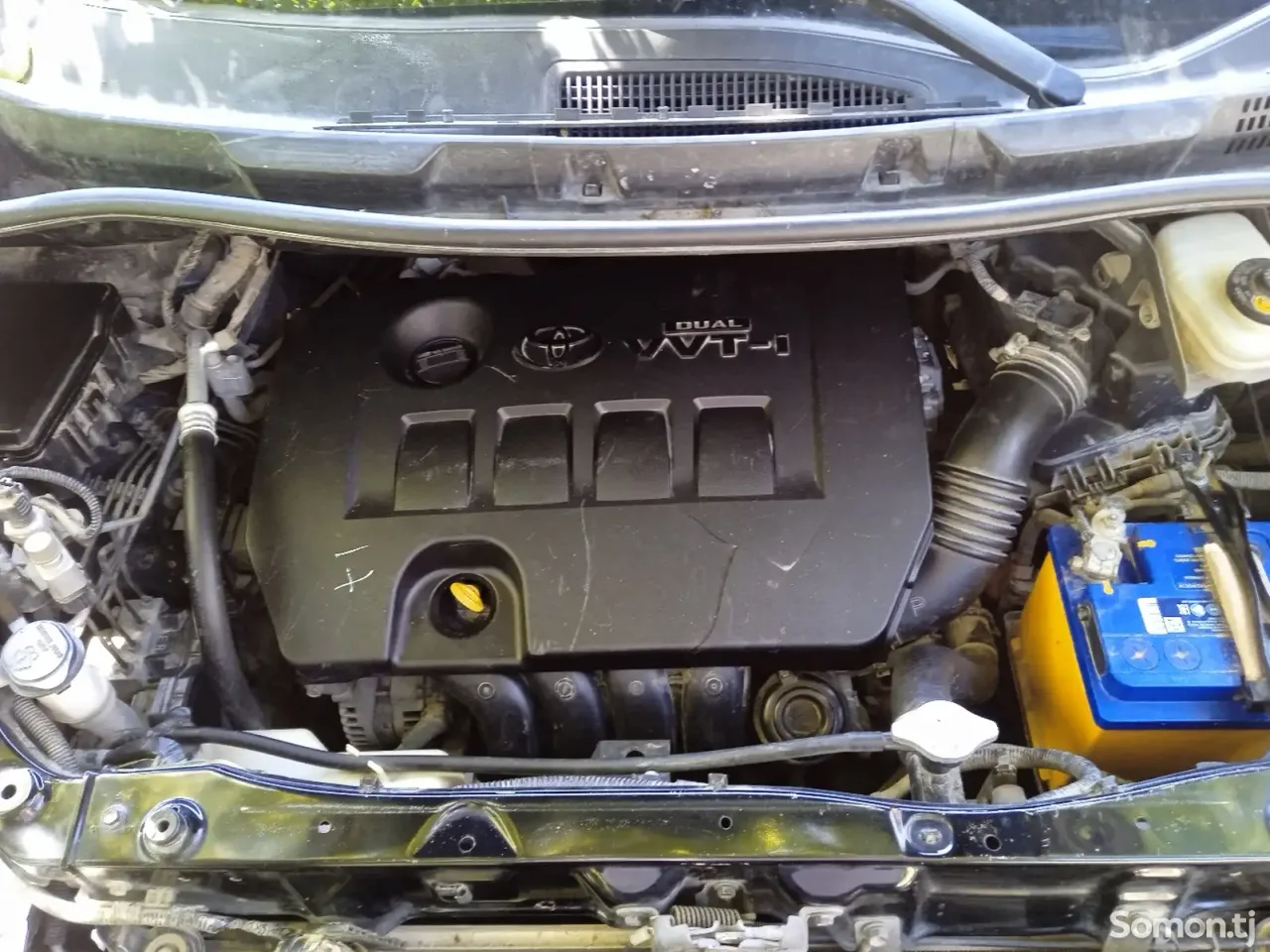 Toyota Voxy 2010 · 2.0 AT