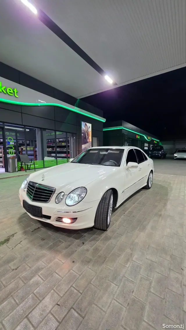 Mercedes-Benz E class 2007 · 3.5 AT