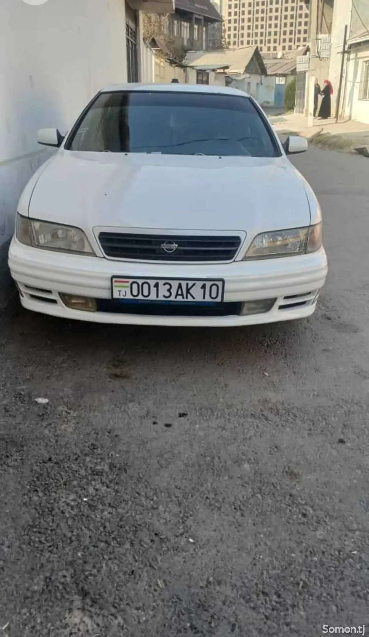 Nissan Maxima 1996 · 2.0 AT