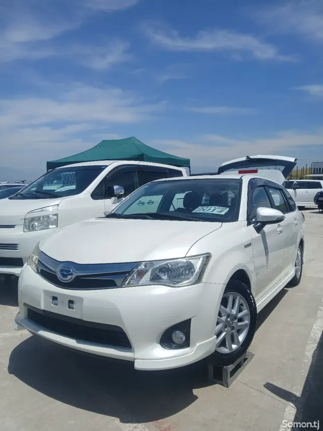 Toyota Fielder 2014 · 1.5 AT