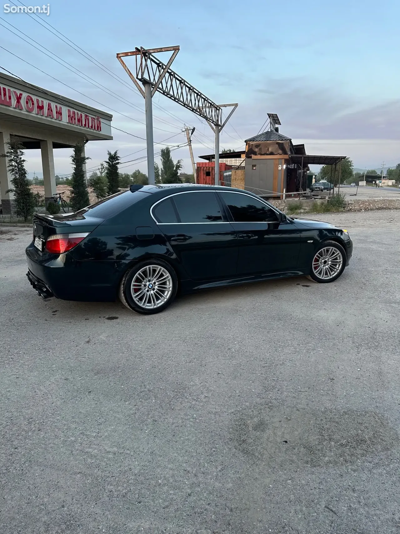 BMW 5 series 2004 · 3.0 AT