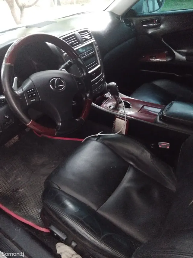 Lexus IS series 2006 · 2.5 AT