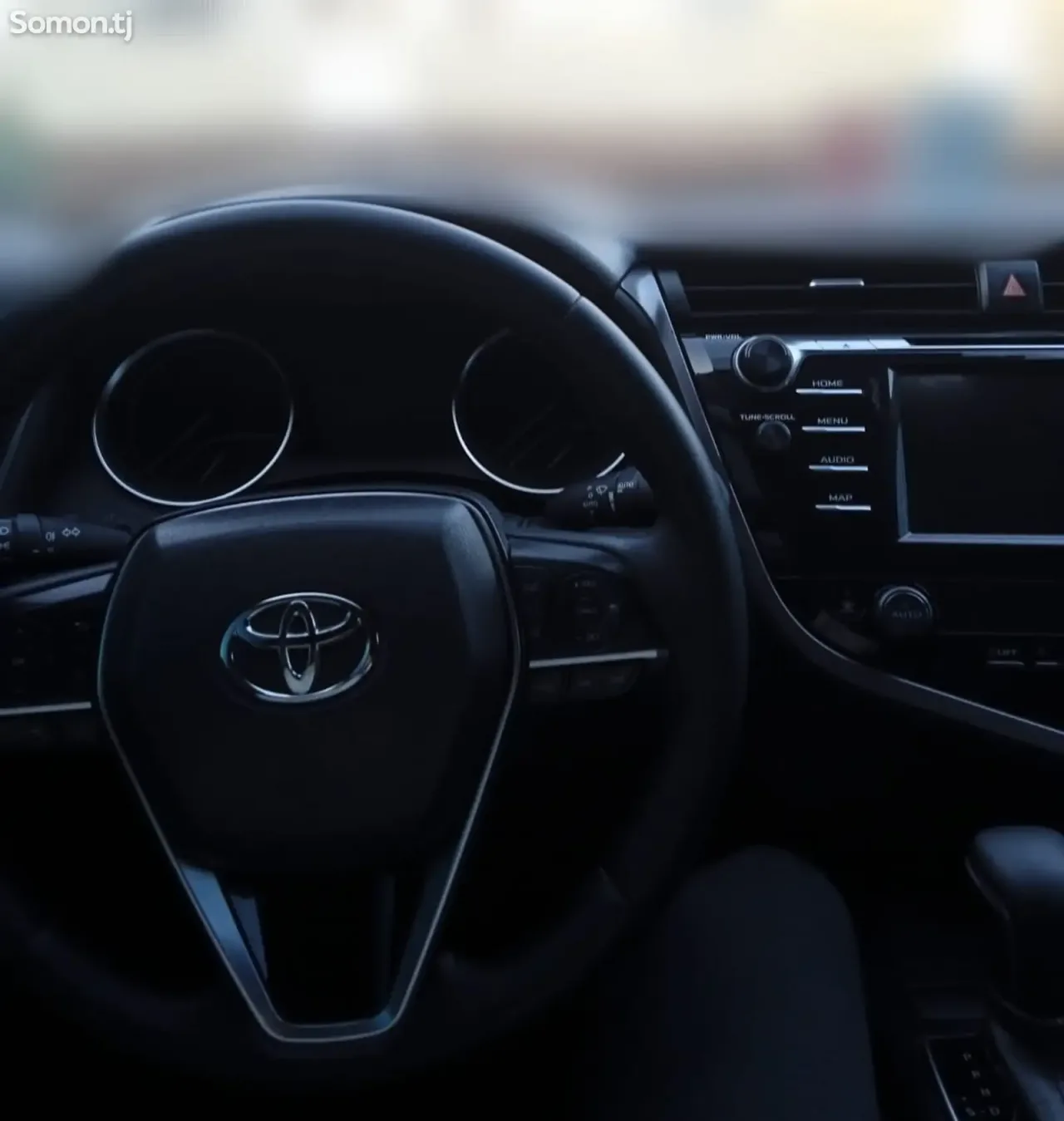 Toyota Camry 2020 · 2.5 AT