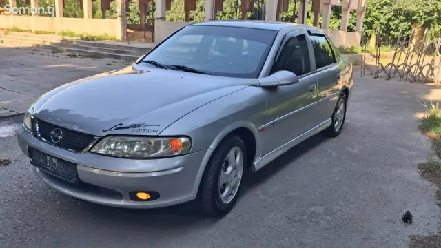 Opel Vectra B 1998 · 1.6 MT