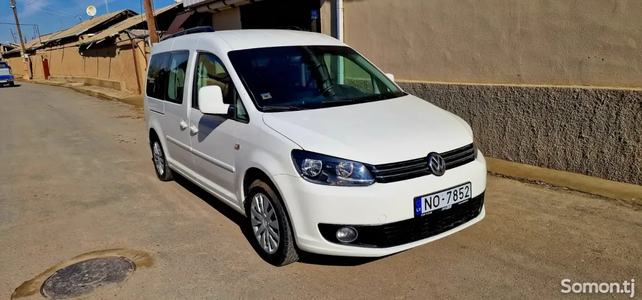 Opel Zafira 2015 · 2.0 MT