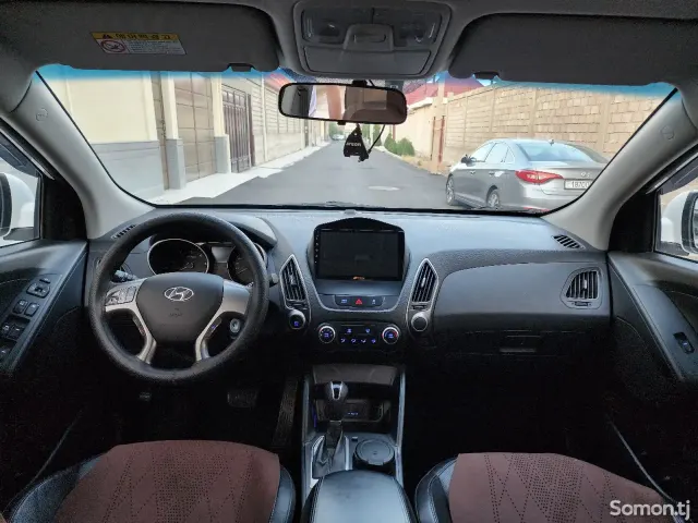 Hyundai Tucson 2014 · 2.0 AT