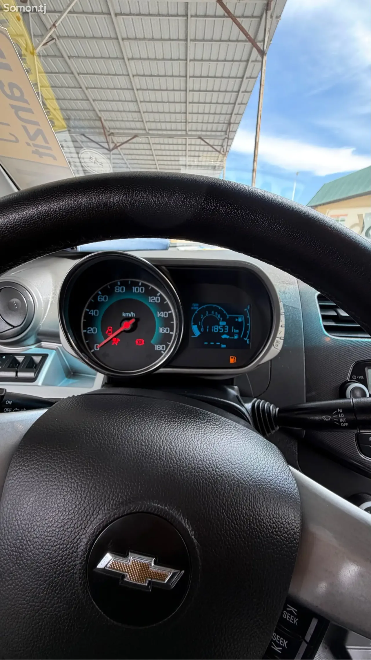 Chevrolet Spark 2014 · 1.0 AT