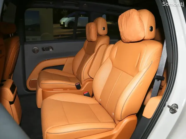 Li Auto (Lixiang) Mega 2026 · AT
