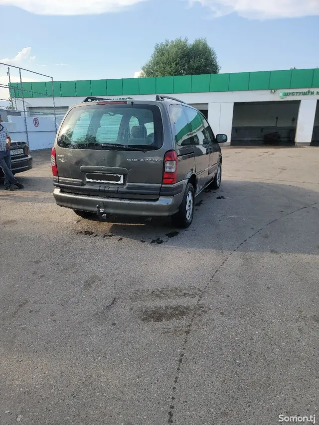 Opel Sintra 1997 · 1.8 MT