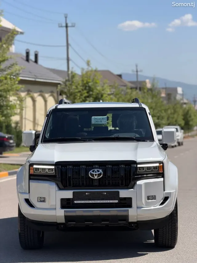 Toyota Land Cruiser Prado 2026 · 2.5 AT