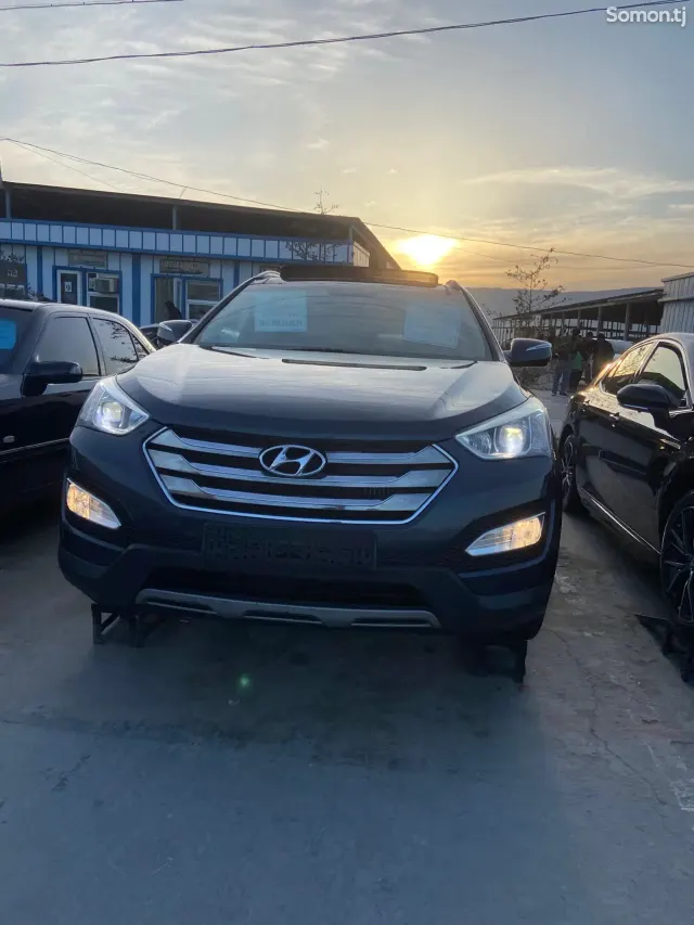 Hyundai Santa Fe 2015 · 2.0 AT