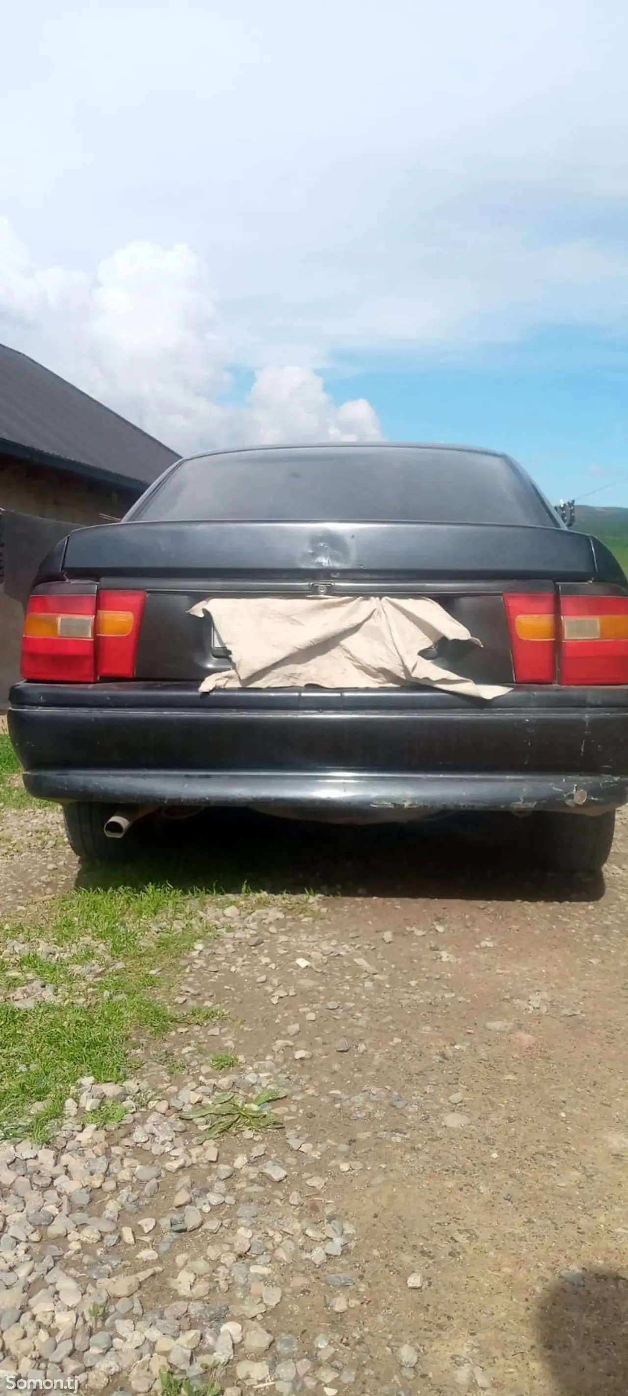 Opel Vectra A 1993 · 1.6 MT