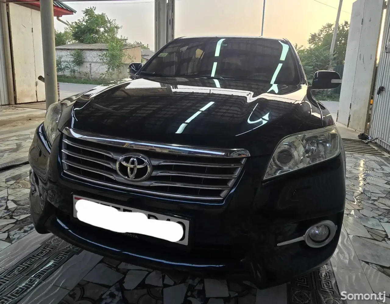 Toyota RAV 4 2012 · 2.0 AT